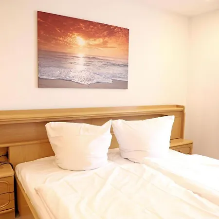 Haus-norderhoog-app-suenhair *